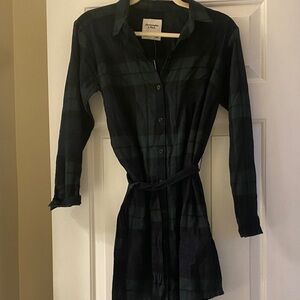 Abercrombie & Fitch Black and Green Plaid Button Down Dress